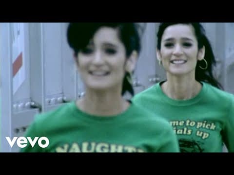 Julieta Venegas - Lento - Learn Spanish with this music video