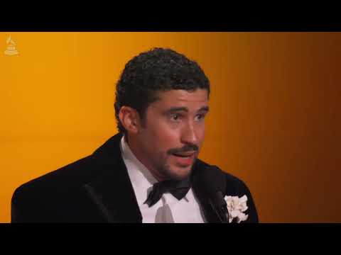 BAD BUNNY Wins ALBUM OF THE YEAR For 'DEBÍ TIRAR MÁS FOTOS' | 2026 GRAMMYs Acceptance Speech - Learn Spanish with this beginner spanis